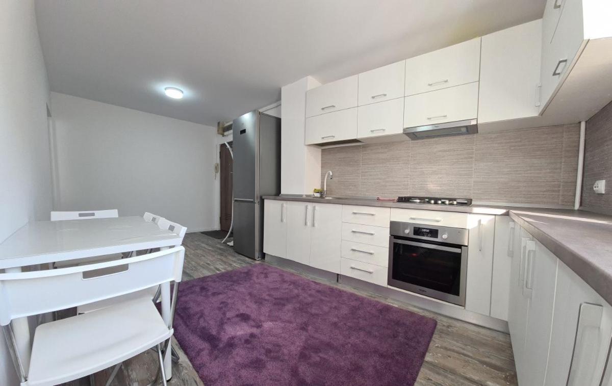 Apartament Terra トゥルゴヴィシュテ エクステリア 写真
